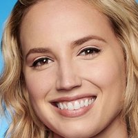 Molly McCook Naakt