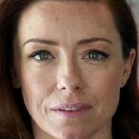 Molly Parker Naakt