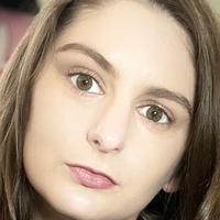 Molly Naakt