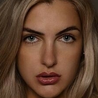 Monique Madeleine Berner Naakt