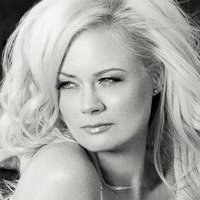 Monique Sluyter Naakt