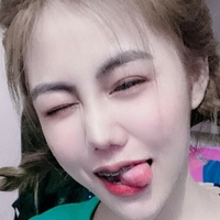 Monruedee Naakt