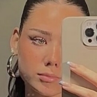 Mthlara Naakt