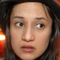 Myriam Abbas Naakt