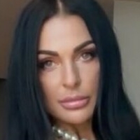 Nadine Kerastas Naakt
