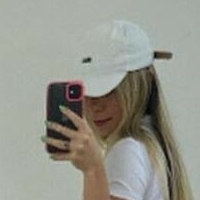 Naelly Flores Naakt