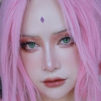 Nana Berry Naakt