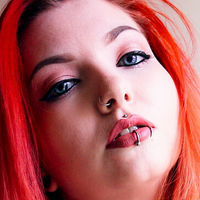 nayrusuicide Naakt