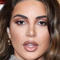 Negin Mirsalehi Naakt
