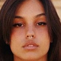 Neomi Attal Naakt