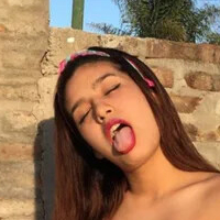nerunchis Naakt