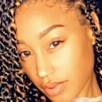 Nia Simone Naakt