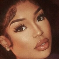 Nickibands Naakt