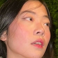 Nicole Hsing Naakt