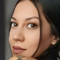 Nicole Quiros Naakt