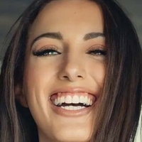 NIkkole Teja Naakt