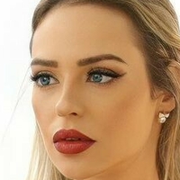 Nikol Hayun Naakt