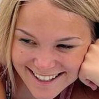Nina Haberl Naakt