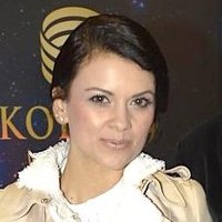 Nina Osenar Naakt