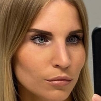 ninathoe Naakt