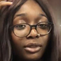 Noelle KaylahRich Naakt