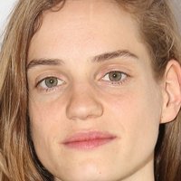 Noémie Schmidt Naakt