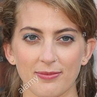 Nora Binder Naakt