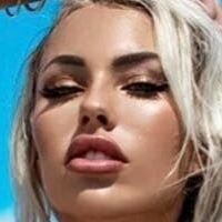 Olivia Burns Naakt