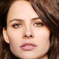Olivia Chenery Naakt
