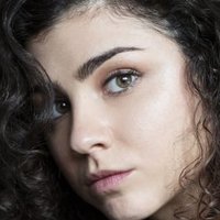 Olivia Delcan Naakt
