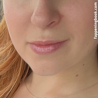 Olivia Fleur Naakt