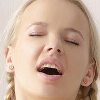 Oliviagrace Naakt