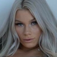 Paige Capener Naakt