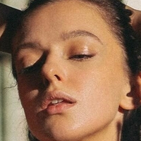 Paulien B Naakt