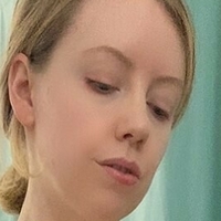 pilyplum Naakt