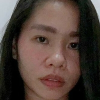 Pinay Elena Naakt