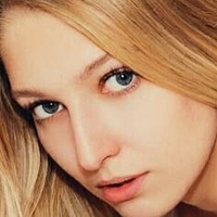 Polina Leybzon Naakt
