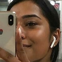 Priti Seroa Naakt