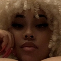 Queeen_savage Naakt