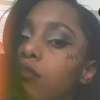 Quennae Naakt