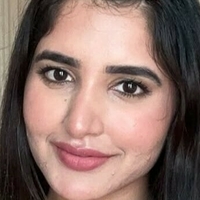 Rachel Sharma Naakt