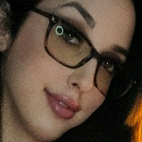 Raeraye Naakt
