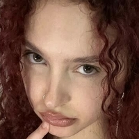 Redariel Naakt
