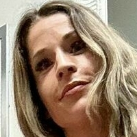 Rhonda Naakt