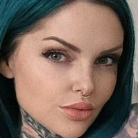 Riae Naakt