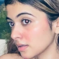 Riya Pandey Naakt