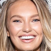 Romee Strijd Naakt