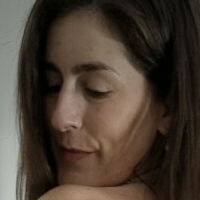Rosagee Naakt