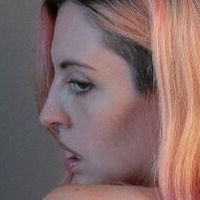 Ryanne Naakt