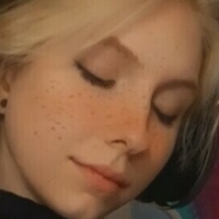 Ryyien Naakt